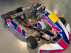 Kosmic KZ Mercury World Champion Racing Kart JPR Ostricourt