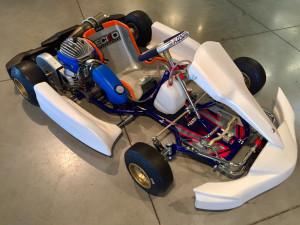 Kosmic Minime avec Parilla Gazelle Racing Kart JPR Ostricourt
